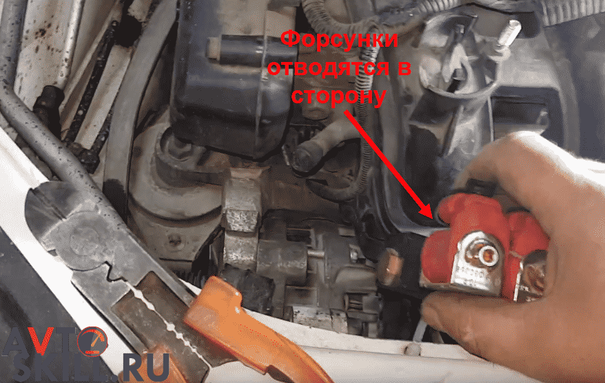 Как снять генератор через компрессор на Приоре